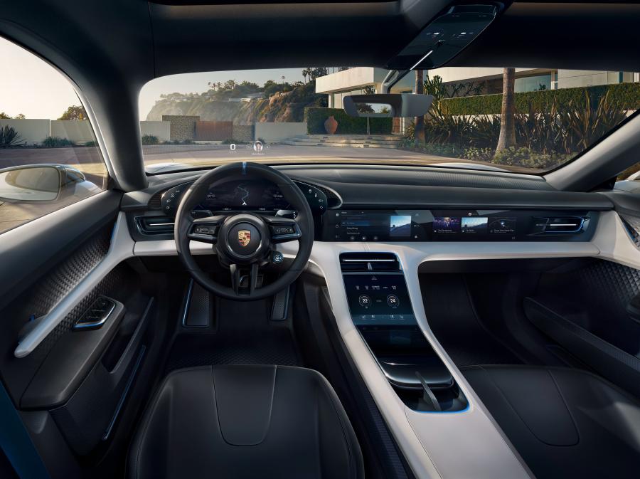 Торпедо Porsche Mission E Cross Turismo 2018 года  (фото 2 из 66)